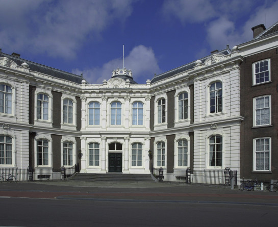 Raad van State aan de Kneuterdijk in Den Haag